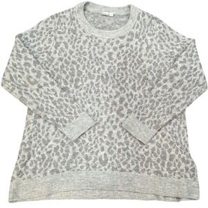 GAP Gray Leopard Print Crewneck Soft Knit Pullover Sweater XL Cozy Animal Print